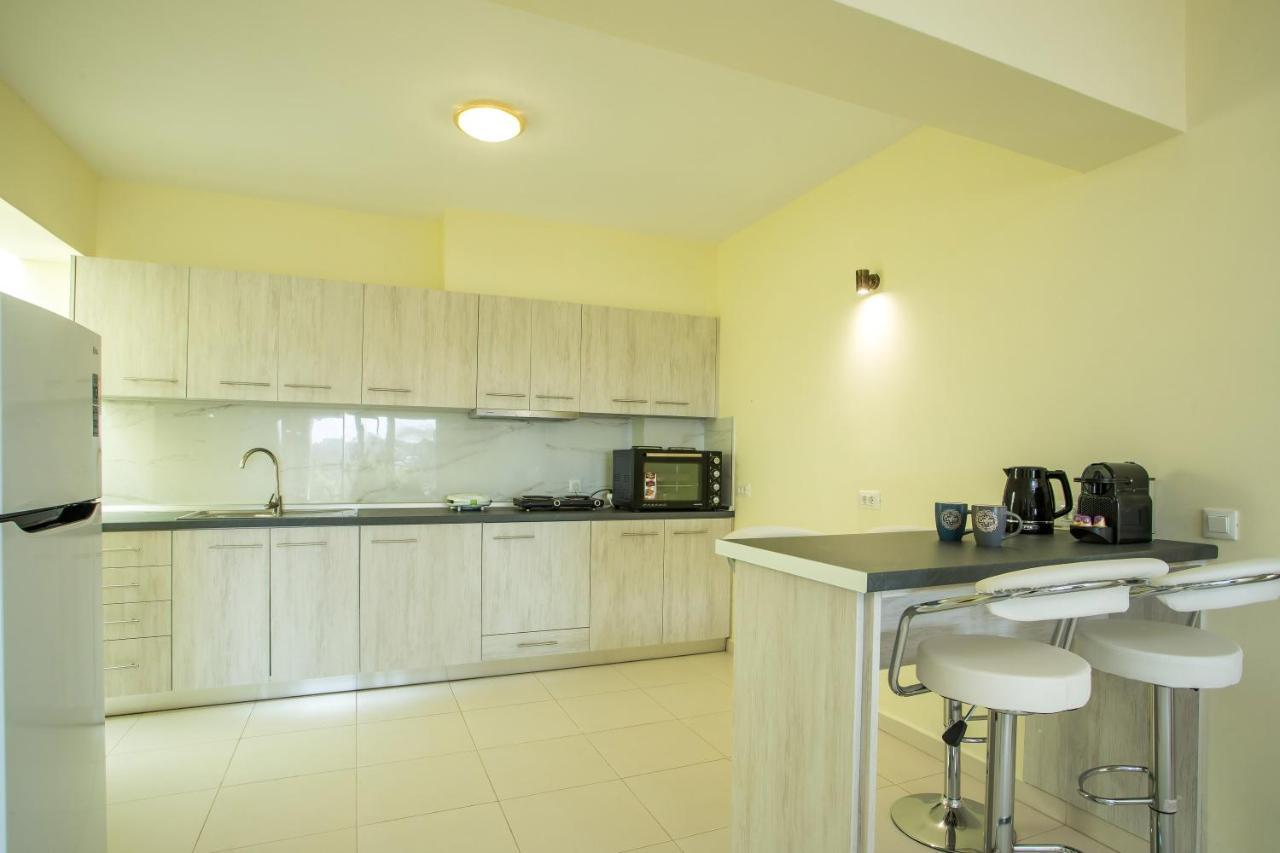 Eden Sunflower - Luxurious Apartment With Sea View Rhodes City Exterior photo